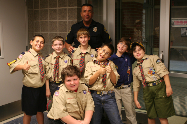 2010-Pack409-Blue-n-Gold - 108.jpg
